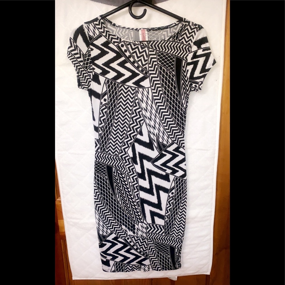 Black and white form fitting dress